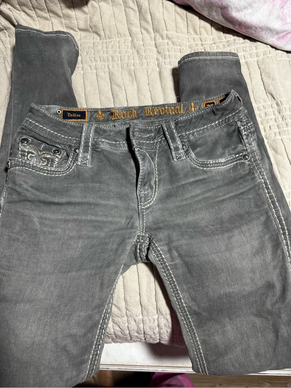 Rock revival gray skinny jeans